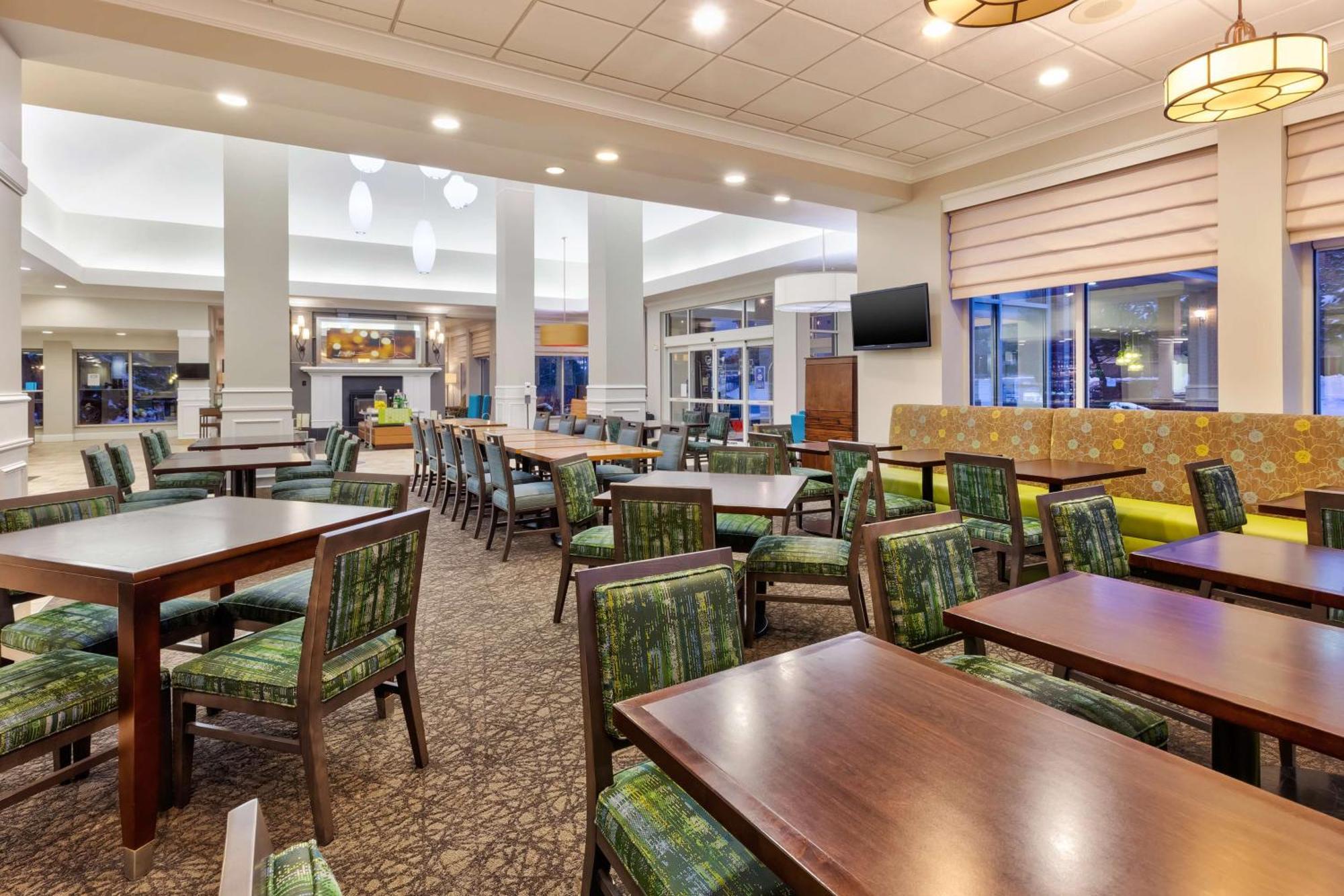 Hilton Garden Inn Minneapolis Maple Grove Exterior foto