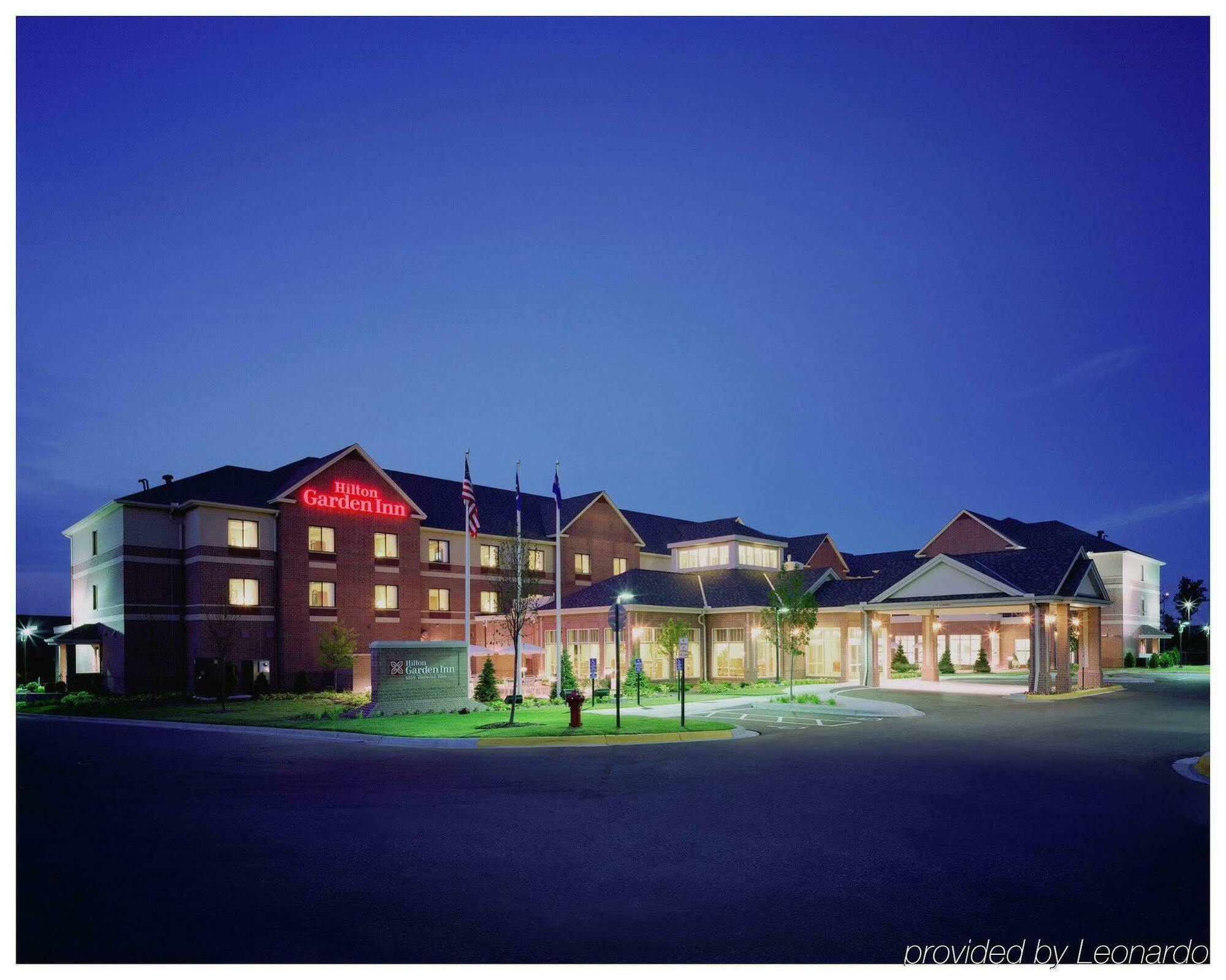 Hilton Garden Inn Minneapolis Maple Grove Exterior foto